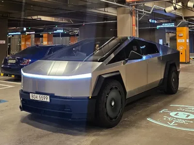 Tesla Cybertruck 2025, 11000 км, за 162000000 KRW - фото 18