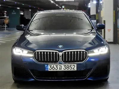 BMW 5-Series · 2021 год