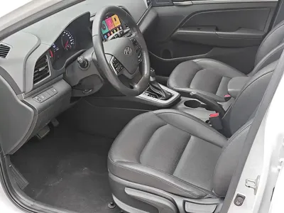 Hyundai Elantra 2019, 70000 км, за 39800 CNY - фото 7