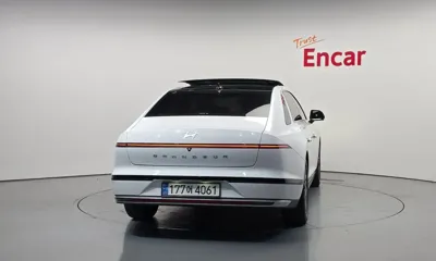 Hyundai Grandeur 2023, 31936 км, за 33000000 KRW