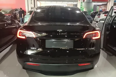 Tesla Model Y 2022, 96900 км, за 175741.1 CNY - фото 6