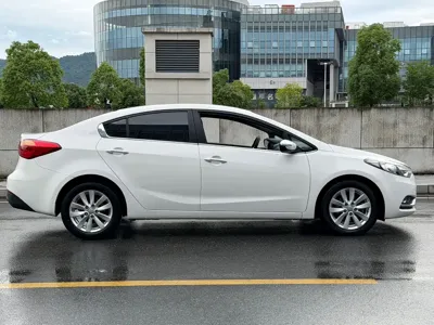 Kia K3 2015, 99000 км, за 28800 CNY