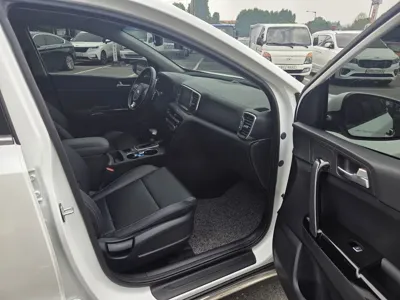 Kia Sportage 2018, 92307 км, за 13900000 KRW - фото 11