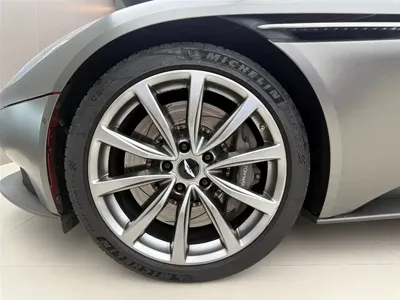 Aston Martin DB11 2019, 45000 км, за 788000 CNY - фото 13