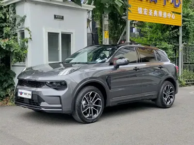 Lynk & Co 01 · 2023 год