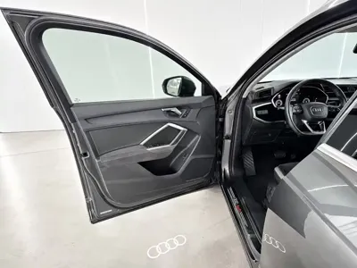 Audi Q3 2021, 38000 км, за 143800 CNY - фото 14
