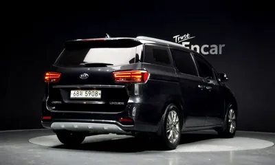 Kia Canival 2019, 169700 км, за 13500000 KRW