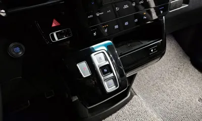 Hyundai Staria 2025, 20345 км, за 49500000 KRW - фото 9