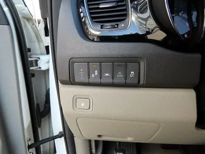 Kia Canival 2018, 157801 км, за 10500000 KRW - фото 13