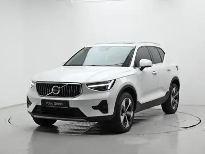 Volvo XC40 · 2026 год
