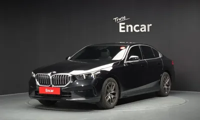 BMW 5-Series · 2025 год