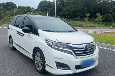 Honda Elysion 2016, 131700 км, за 126190.7 CNY