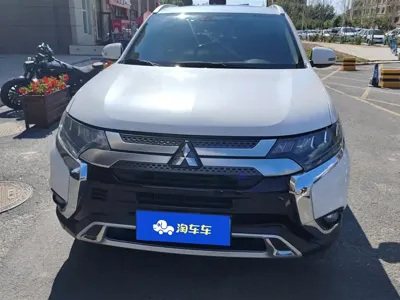 Mitsubishi Outlander 2021, 98800 км, за 73000 CNY