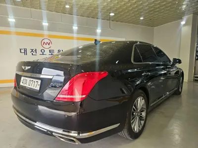 Genesis EQ900 2016, 103966 км, за 18200000 KRW