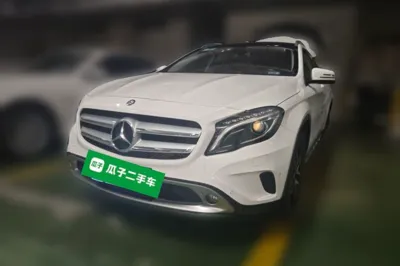 Mercedes-Benz GLA · 2015 год
