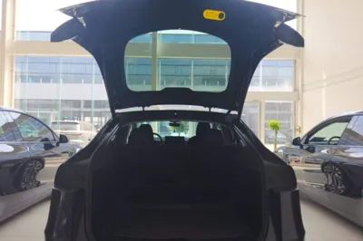 Tesla Model Y 2025, 17700 км, за 279852 CNY - фото 22