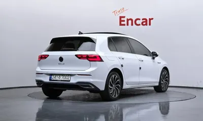 Volkswagen Golf 2024, 13326 км, за 33950000 KRW