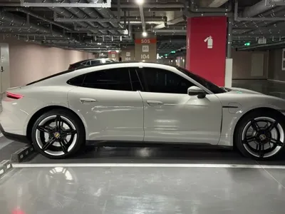Porsche Taycan 2023, 28500 км, за 119670000 KRW