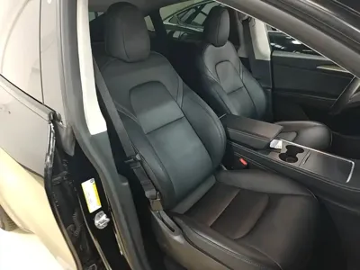 Tesla Model Y 2023, 56400 км, за 184100 CNY - фото 25