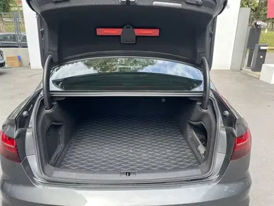 Audi A4L 2023, 45400 км, за 148800 CNY - фото 9