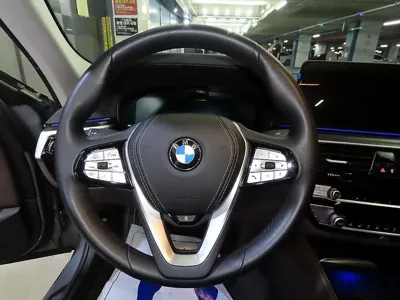 BMW 5-Series 2023, 41782 км, за 41800000 KRW - фото 8
