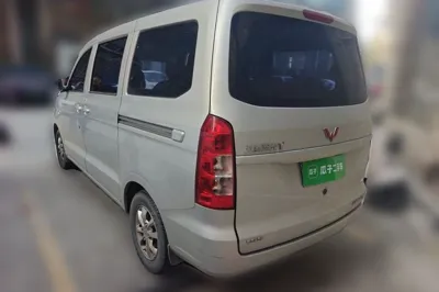 Wuling Hongguang V 2022, 28200 км, за 43010.75 CNY