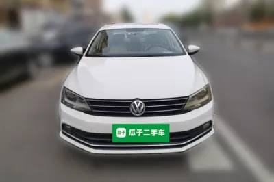 Volkswagen Sagitar 2015, 71500 км, за 28910.8 CNY