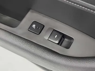 Hyundai Sonata 2015, 137056 км, за 7500000 KRW - фото 14