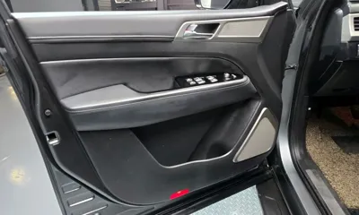 KG_Mobility_Ssangyong Rexton 2018, 153470 км, за 12900000 KRW - фото 24