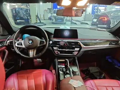 BMW 5 Series 2019, 48000 км, за 166600 CNY - фото 5