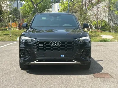 Audi Q5L 2025, 20000 км, за 200600 CNY
