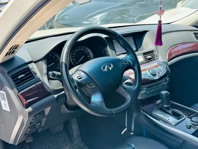Infiniti Q70 2015, 60000 км, за 73800 CNY - фото 8