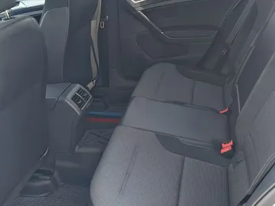 Volkswagen Golf 2018, 83000 км, за 55800 CNY - фото 18