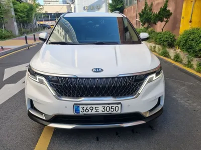 Kia Canival · 2021 год