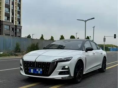 Hongqi Hongqi H6 · 2025 год
