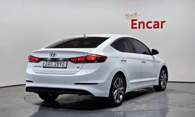 Hyundai Avante 2018, 78268 км, за 11000000 KRW