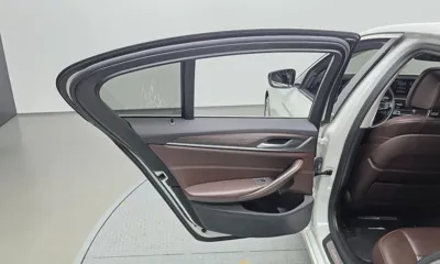BMW 5-Series 2018, 124225 км, за 20500000 KRW - фото 25