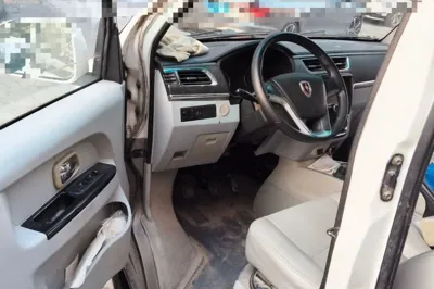 Jinbei New Hiace X30L 2016, 96300 км, за 19047.79 CNY - фото 16
