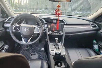 Honda Civic 2019, 49800 км, за 64014.83 CNY - фото 9