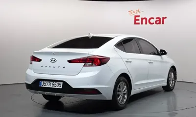 Hyundai Avante 2019, 79352 км, за 9900000 KRW - фото 2