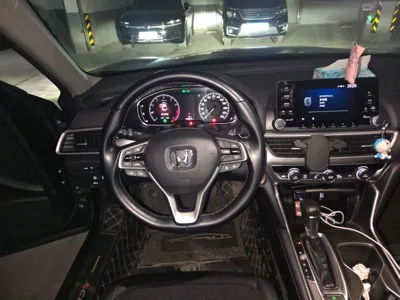 Honda Accord 2018, 72300 км, за 93481.86 CNY - фото 11