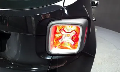 Jeep Renegade 2017, 110885 км, за 8900000 KRW - фото 23