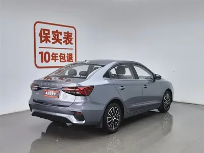 Roewe i5 2021, 40900 км, за 21800 CNY