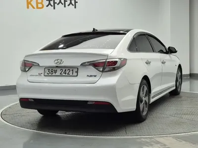 Hyundai Sonata 2015, 129343 км, за 11000000 KRW
