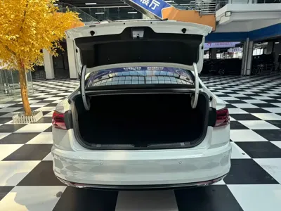 Volkswagen Bora 2022, 37000 км, за 73800 CNY - фото 10