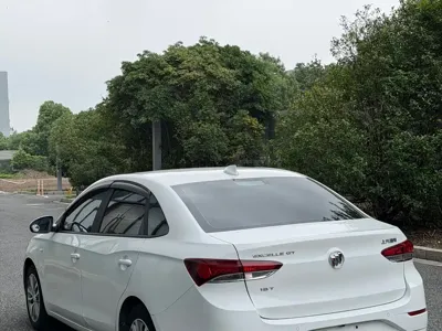 Buick Excelle 2019, 52000 км, за 26100 CNY