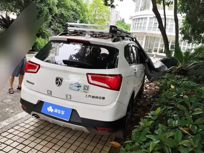Baojun 560 2015, 48600 км, за 16800 CNY - фото 3