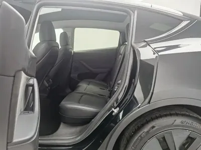 Tesla Model Y 2023, 50700 км, за 172800 CNY - фото 15