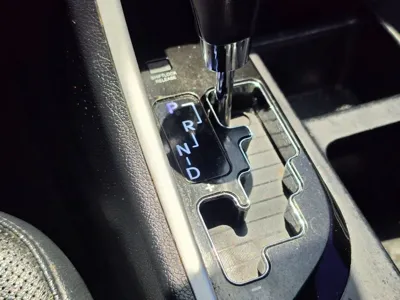 Hyundai Sonata 2011, 329519 км, за 1990000 KRW - фото 9