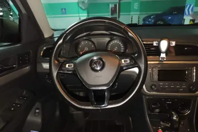 Volkswagen Lavida 2017, 169000 км, за 44662.66 CNY - фото 9